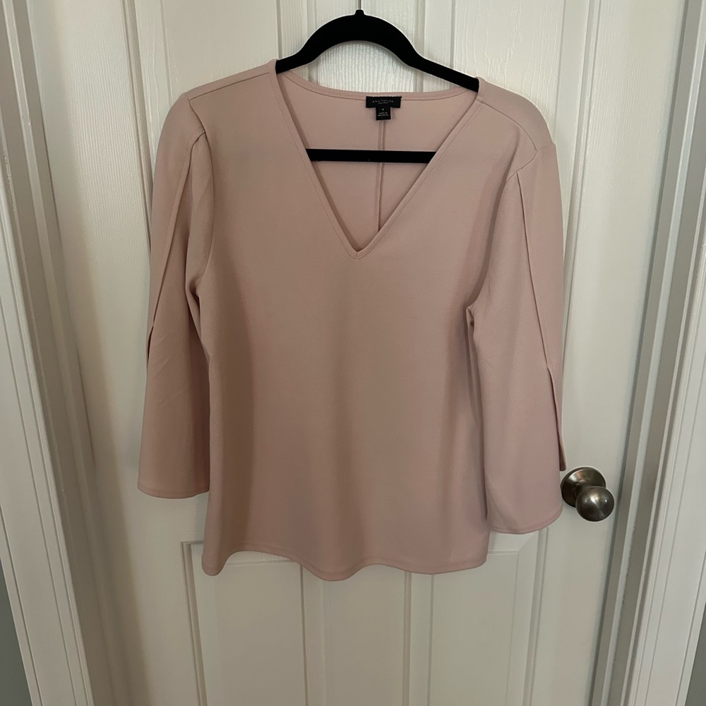 Women's Ann Taylor Blush Wide Sleeve Top - Size Medium